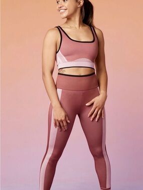 Fabletics Mauve Pink / Rose Seamless Leggings